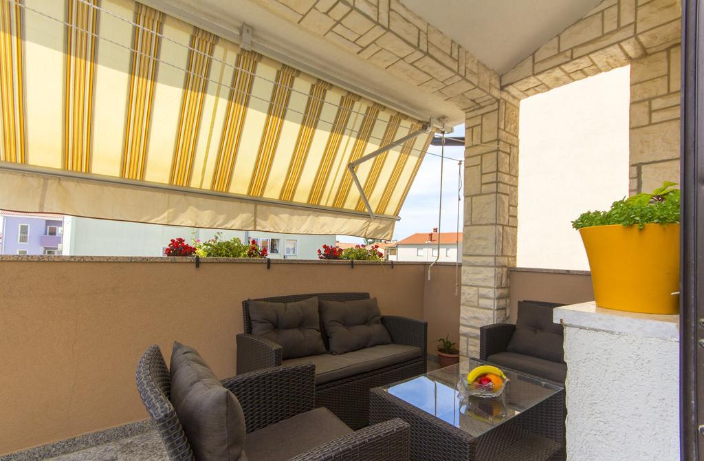 Apartment Pecirep Pula Pokoj fotografie