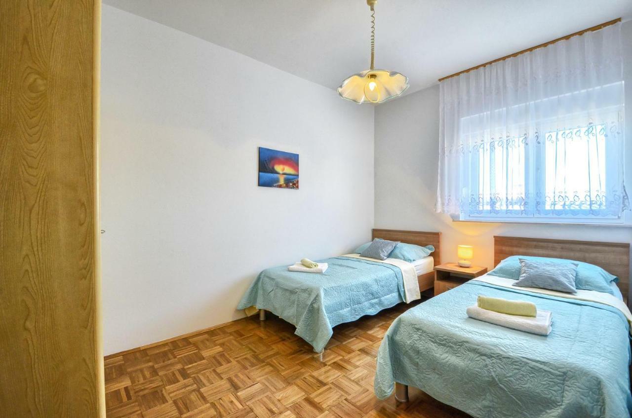 Apartment Pecirep Pula Exteriér fotografie
