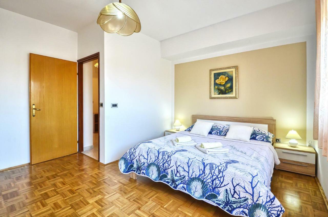 Apartment Pecirep Pula Exteriér fotografie